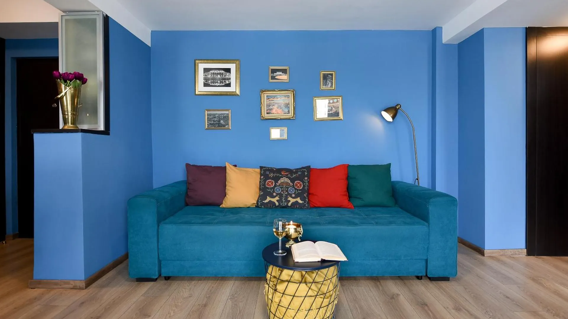 City-Centric Comfort: 1-Bedroom Apartment Near Military Circle Bucharest