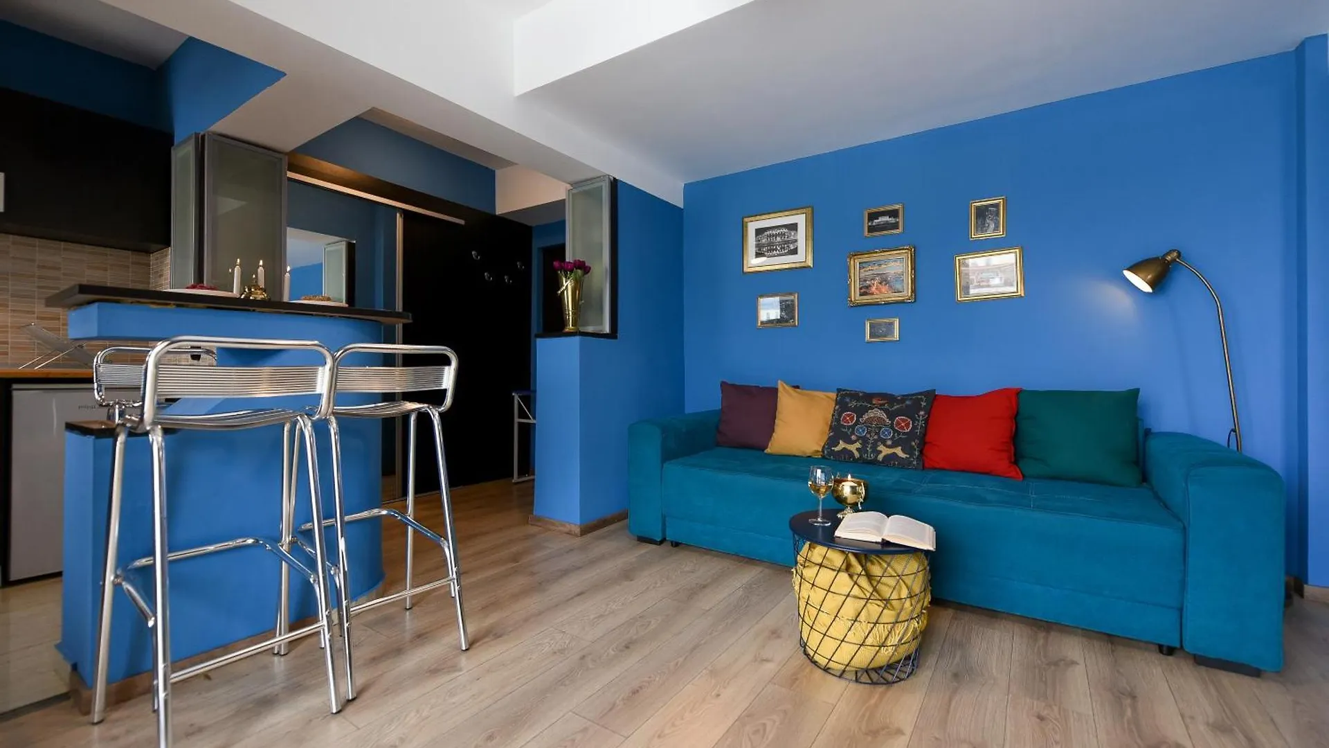 City-Centric Comfort: 1-Bedroom Apartment Near Military Circle Bucharest