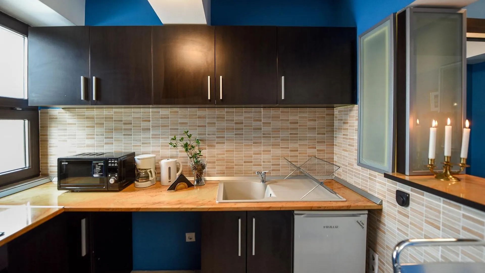 City-Centric Comfort: 1-Bedroom Apartment Near Military Circle Bucharest