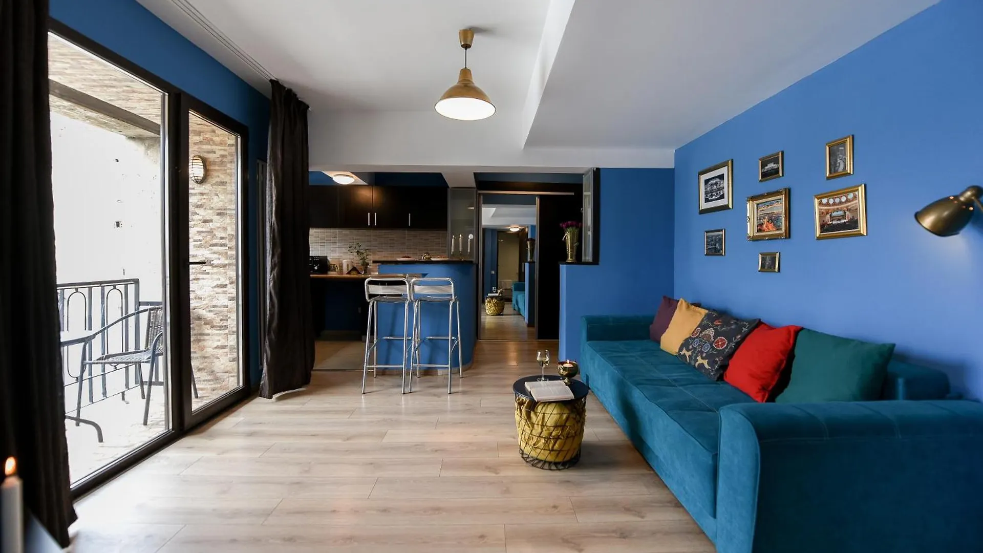 City-Centric Comfort: 1-Bedroom Apartment Near Military Circle Bucharest