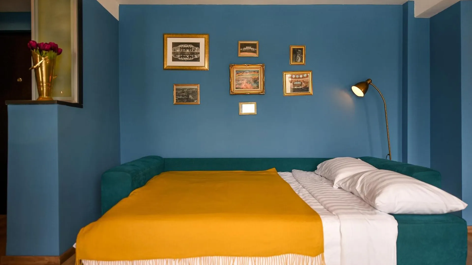 City-Centric Comfort: 1-Bedroom Apartment Near Military Circle Bucharest