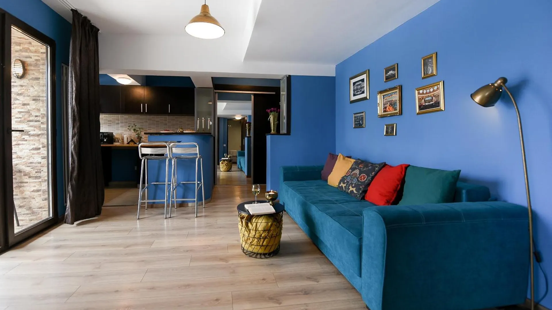 City-Centric Comfort: 1-Bedroom Apartment Near Military Circle Bucharest
